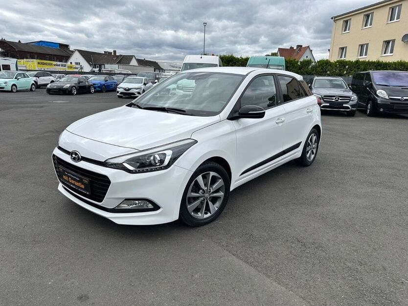 i20