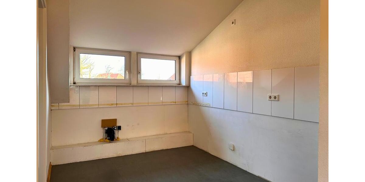 Dachgeschoßwohnung Wardenburg - 4 Zimmer, 130 m&sup2;, 950&euro; | Angebot:25377061