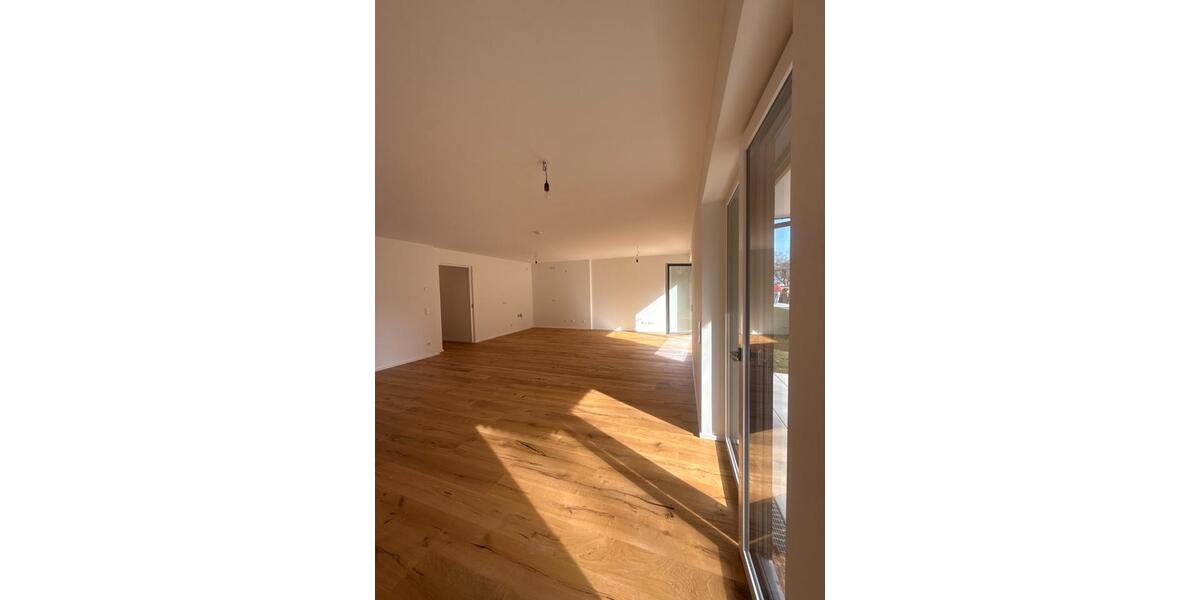 Etagenwohnung Karlsfeld - 4 Zimmer, 117 m&sup2;, 2.395&euro; | Angebot:25516860