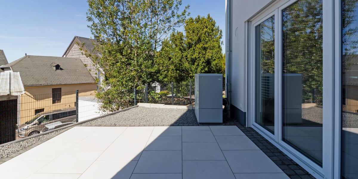 Modernes Wohnen in Trier-Irsch - Neubau mit toller Dachterrasse und Weitblick - Reihenhaus Trier Kürenz | Angebot:26368699