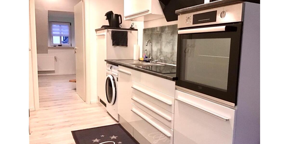 Dachgeschoßwohnung Trier - 2.5 Zimmer, 45 m&sup2;, 1.200&euro; | Angebot:26418827