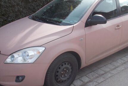 Kia ceed / Ceed 220.000 km 750 &euro; Schierling 84069
