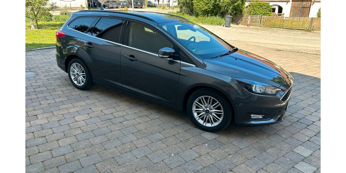 Ford Focus 83.000 km 11.100 &euro; Mindelheim 87719