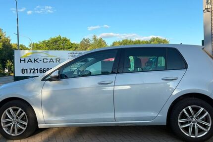 VW Golf 295.000 km 7.500 &euro; Lübeck 23556