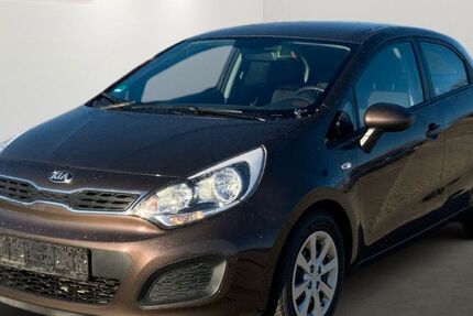 Kia Rio 39.065 km 6.699 &euro; Brehna 06796