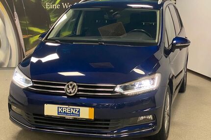 VW Touran 106.792 km 21.990 € Paderborn 33100
