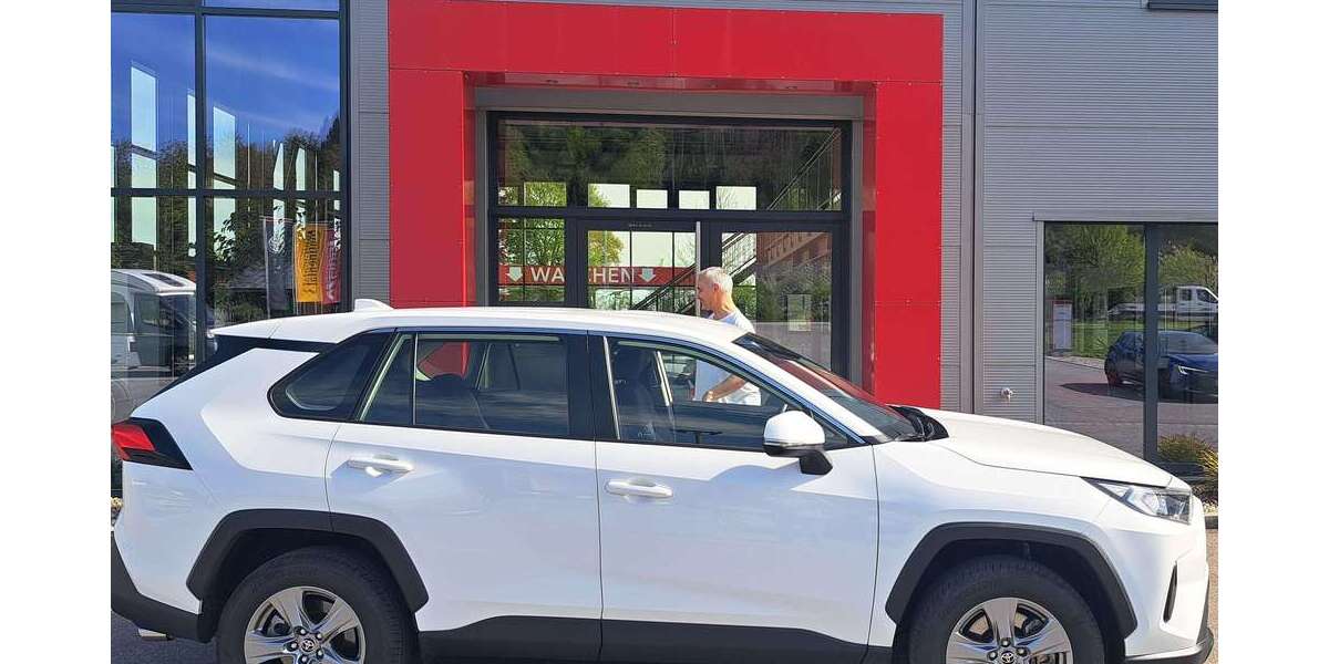Toyota RAV 4 41.200 km 29.790 &euro; Simbach 84359