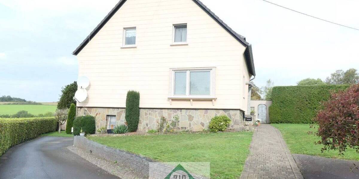 Einfamilienhaus Prüm - 7 Zimmer, 160 m&sup2;, 1.120&euro; | Angebot:26343976