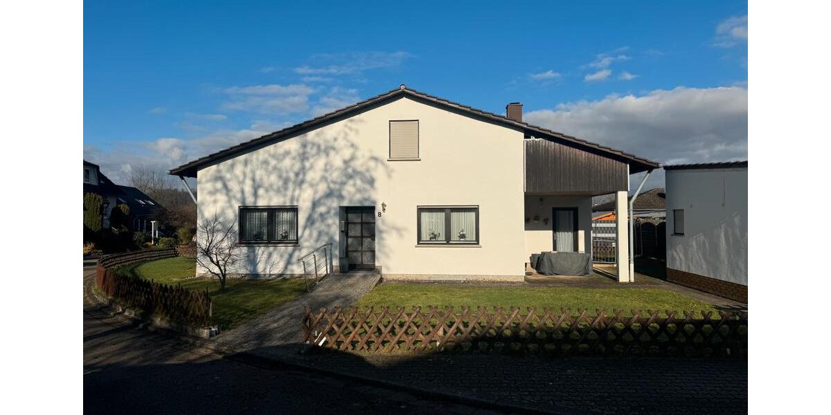 Einfamilienhaus Überherrn - 3 Zimmer, 140 m&sup2;, 1.450&euro; | Angebot:25489094