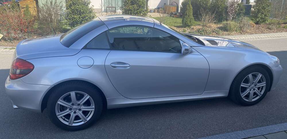Mercedes-Benz SLK 200 130.300 km 7.900 &euro; Salem 88682