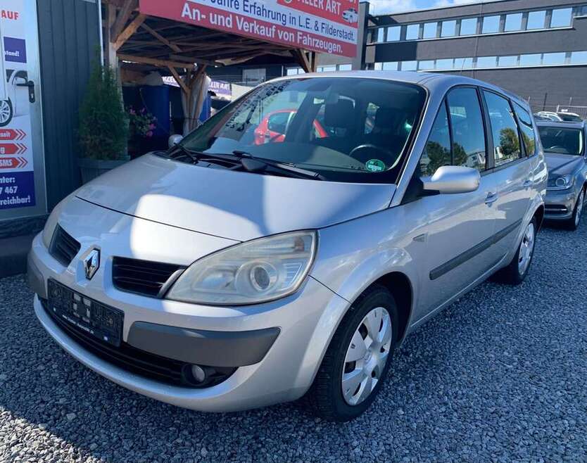Renault Scenic 65.355 km 2.800 € Filderstadt Plattenhart 70794
