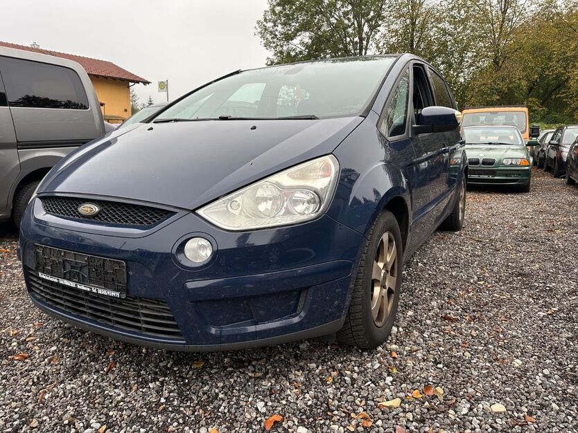 Ford S-Max 365.500 km 2.500 € Raubling 83064