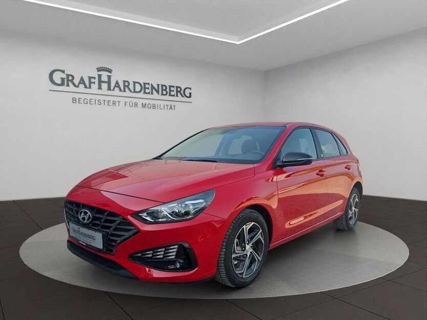 i30