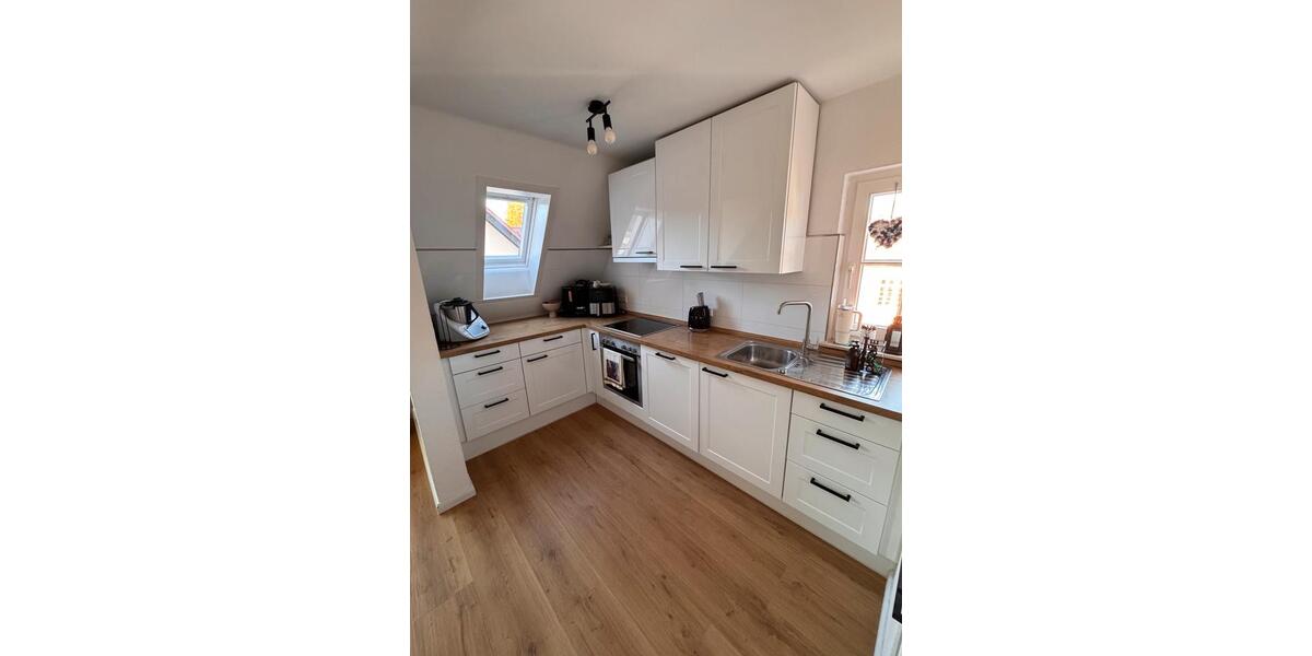 Dachgeschoßwohnung Ispringen - 4.5 Zimmer, 106 m&sup2;, 360.000&euro; | Angebot:25304743