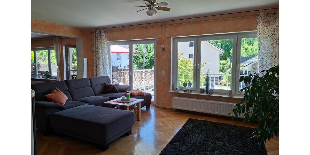 Einfamilienhaus Freigericht - 8 Zimmer, 211 m&sup2;, 589.000&euro; | Angebot:26701307