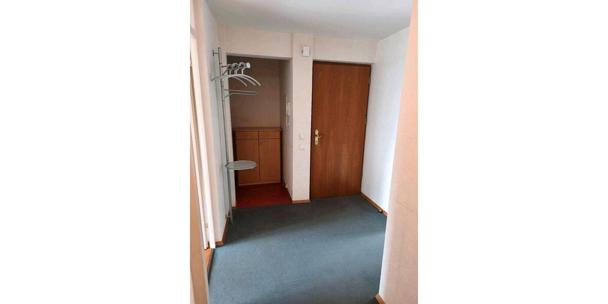 Hochparterre Oberndorf am Neckar - 3 Zimmer, 80 m&sup2;, 170.000&euro; | Angebot:26920778