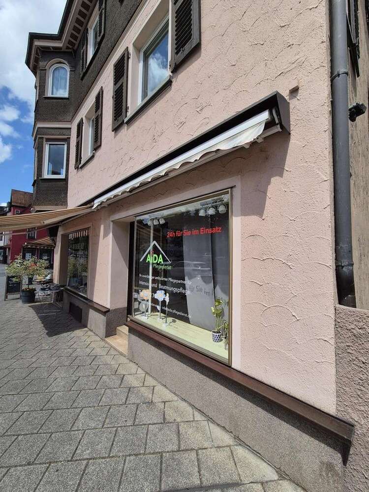 Einzelhandel in Stuttgart 600 € 31 m²