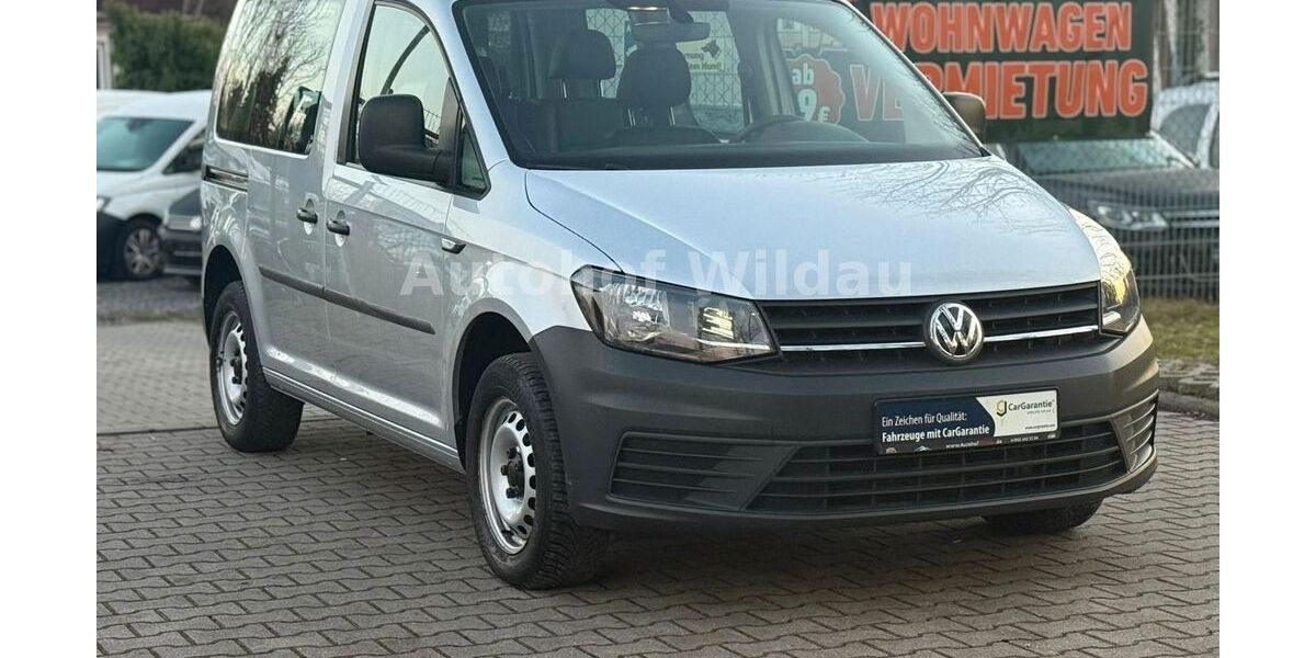 VW Caddy 108.753 km 10.990 &euro; Wildau 15745