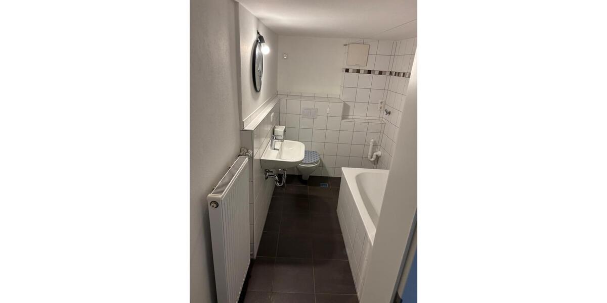 Etagenwohnung Bad Königshofen im Grabfeld - 6 Zimmer, 85 m&sup2;, 650&euro; | Angebot:24599995