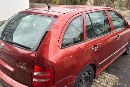 Skoda Fabia 166.787 km 850 &euro; Rödelsee 97348