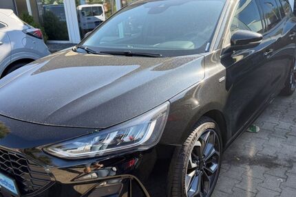 Ford Focus 42.900 km 19.990 &euro; Dannenberg 29451
