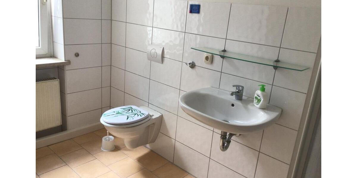 Etagenwohnung Aue-Bad Schlema Bad Schlema - 3 Zimmer, 101 m&sup2;, 400&euro; | Angebot:26089881