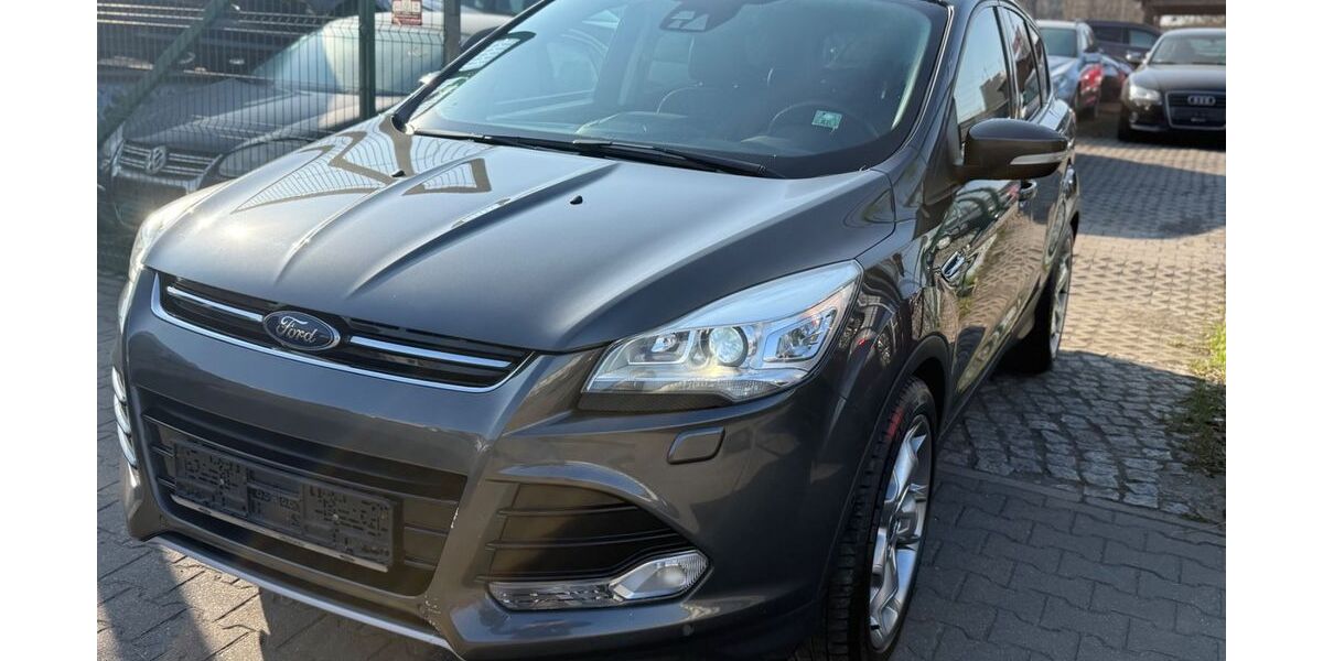 Ford Kuga 217.000 km 8.999 &euro; Berlin 13597