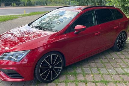 Seat Leon 88.400 km 16.999 &euro; Berlin 12559
