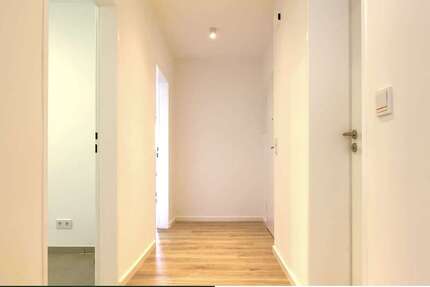 Wohnung zum Mieten in Kronberg 750 € 50.91 m² 2 zimmer