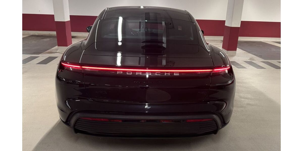 Porsche Taycan 23.500 km 79.950 &euro; Lünen 44536