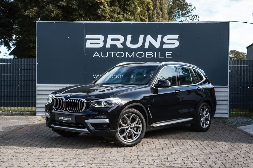 BMW X3 120.000 km 29.990 € Lübeck 23560