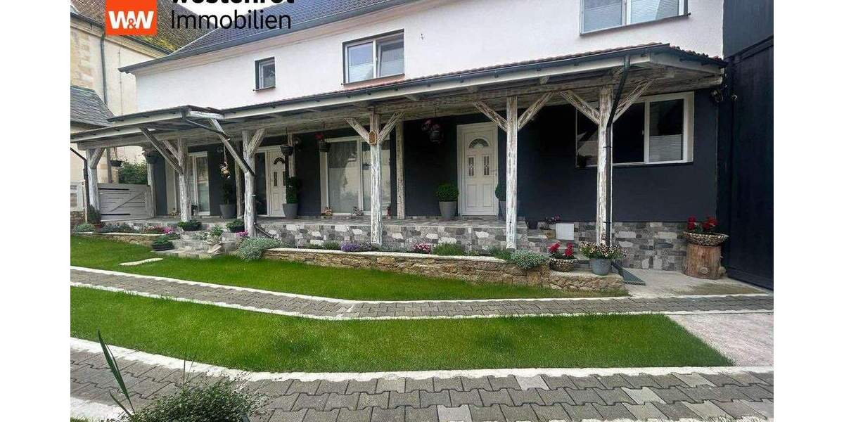 Einfamilienhaus Höchheim - 9 Zimmer, 196 m&sup2;, 240.000&euro; | Angebot:25662319