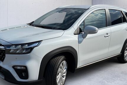 Suzuki (SX4) S-Cross 12.893 km 23.470 &euro; Weil am Rhein 79576