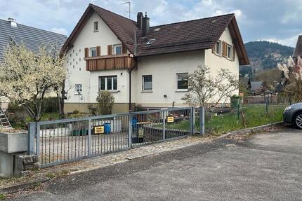 Haus Bühl - 15 Zimmer, 468 m&sup2;, 479.000&euro; | Angebot:26224249