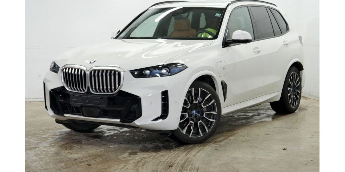 BMW X5 13.300 km 84.390 € Böblingen 71032