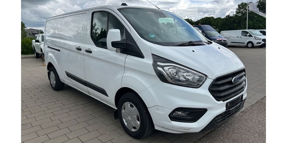 Ford Transit Custom 134.000 km 13.900 &euro; Peutenhausen / Gachenbach 86565