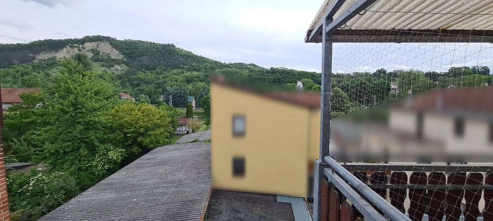 Mehrfamilienhaus mit Grundstück und Garagen , teilw. frei - Mehrfamilienhaus, Wohnhaus Kahla | Angebot:24128021