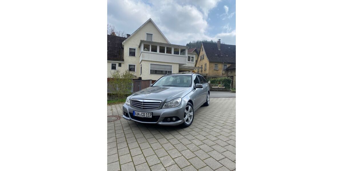 Mercedes-Benz 200 357.000 km 7.500 &euro; Künzelsau 74653