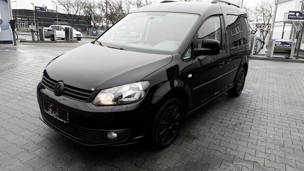VW Caddy 238.492 km 7.990 &euro; Glauzig 06369