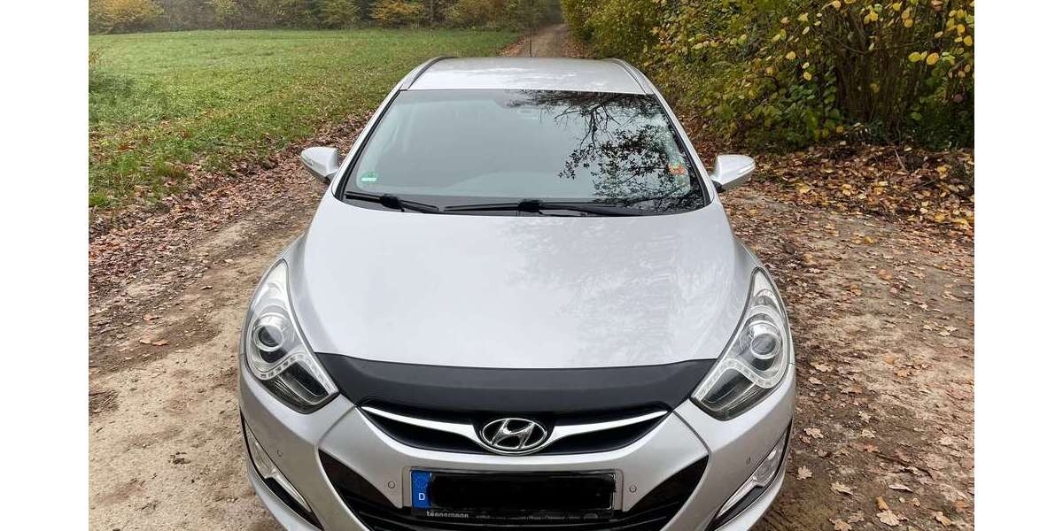Hyundai i40 211.000 km 5.800 &euro; Freiburg 79115