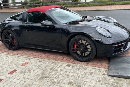 Porsche 992 11.000 km 177.911 &euro; Bad Fallingbostel 29683