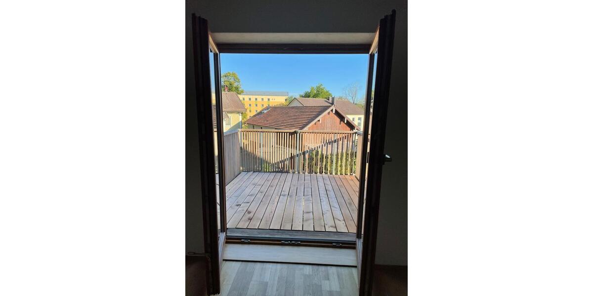 Dachgeschoßwohnung Simbach am Inn - 2 Zimmer, 75 m&sup2;, 600&euro; | Angebot:26302590