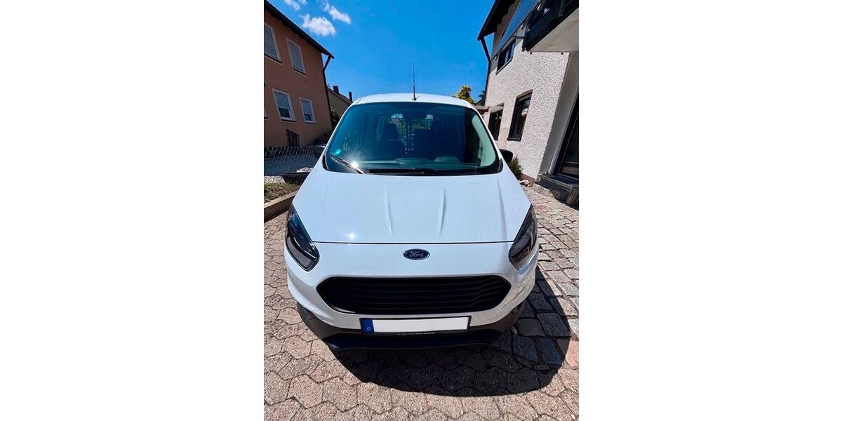 Ford Transit Courier 39.000 km 10.900 &euro; Eckental 90542