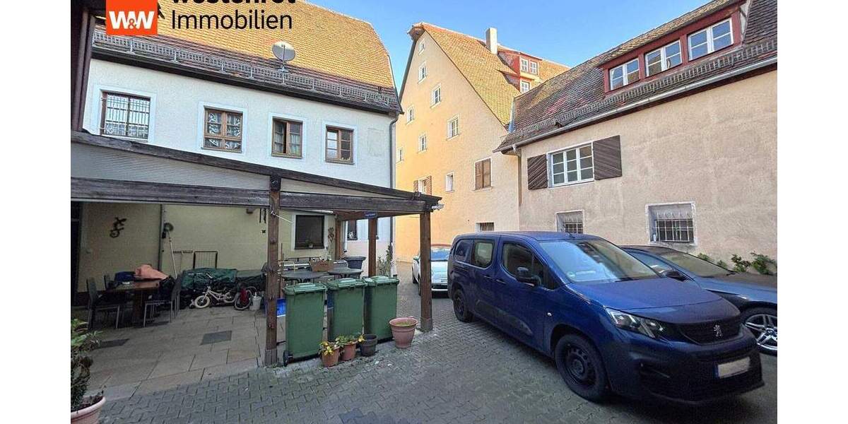 Mehrfamilienhaus, Wohnhaus Hersbruck - 7 Zimmer, 182 m&sup2;, 899.000&euro; | Angebot:25663531