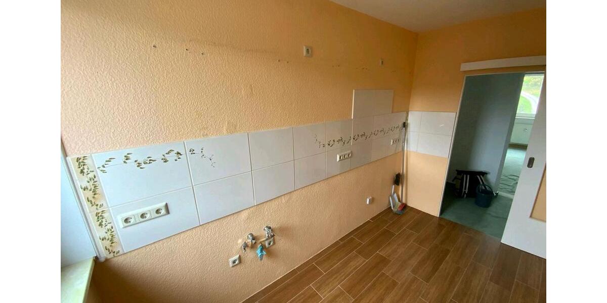 Etagenwohnung Eisenach - 4 Zimmer, 75 m&sup2;, 80.000&euro; | Angebot:27127704