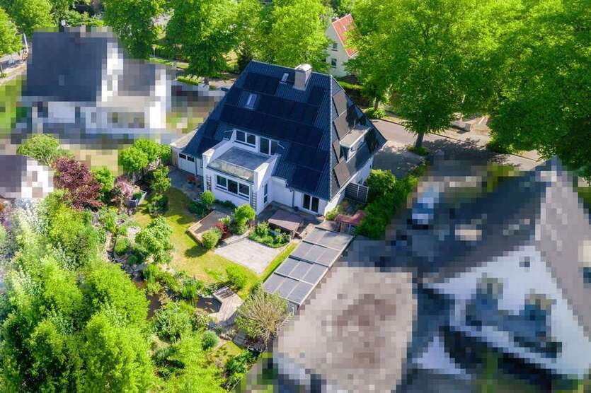 Haus zum Kaufen in Bad Schwartau 1.264.000 € 323.8 m²
