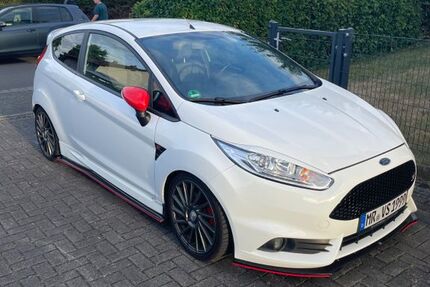 Ford Fiesta 127.000 km 10.500 € Kirchhain 35274