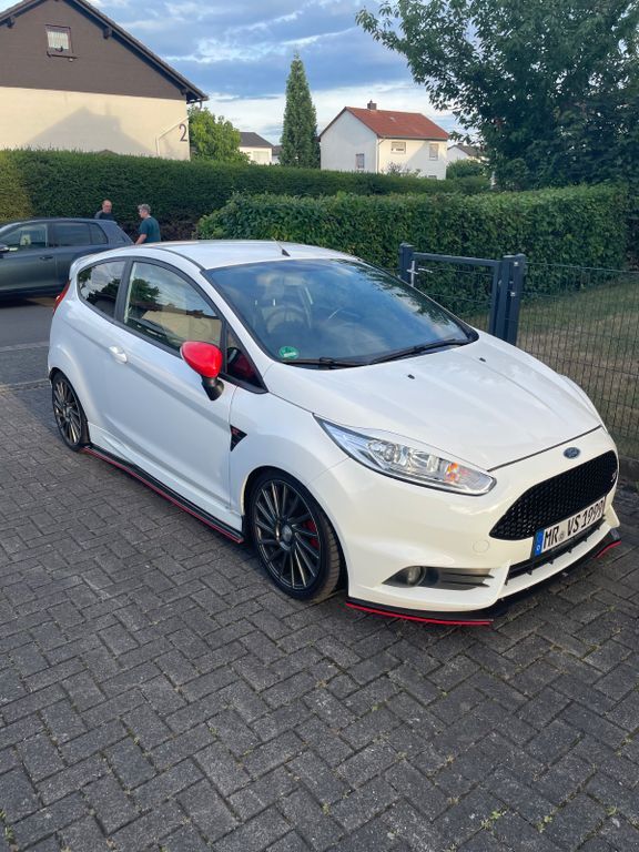 Ford Fiesta 127.000 km 10.500 € Kirchhain 35274