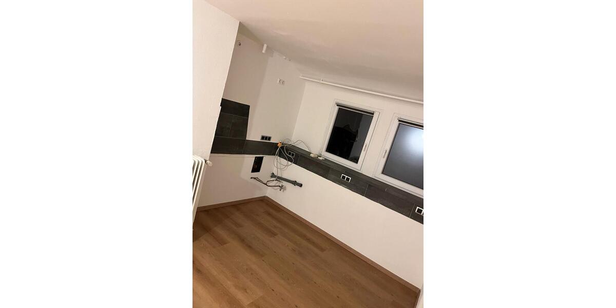Dachgeschoßwohnung Saarbrücken St. Arnual - 4 Zimmer, 77 m&sup2;, 135.000&euro; | Angebot:27161381