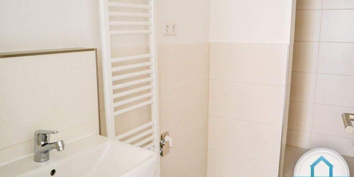 Etagenwohnung Görlitz Hagenwerder - 4 Zimmer, 130 m&sup2;, 849&euro; | Angebot:26875041